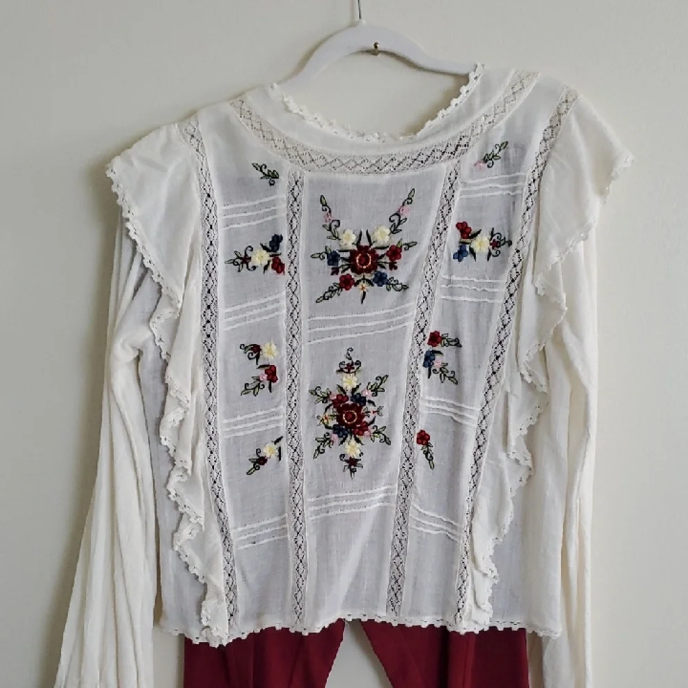 Free People Gauze Embrodery Flowers Long Sleeve Blouse